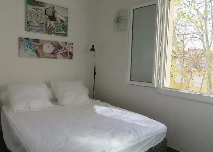 Agreable Et Spacieux Avec Terrasse Appartement Agde