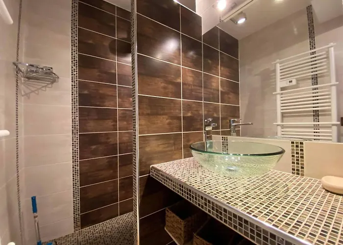 Appartement Agreable Et Spacieux Avec Terrasse Agde